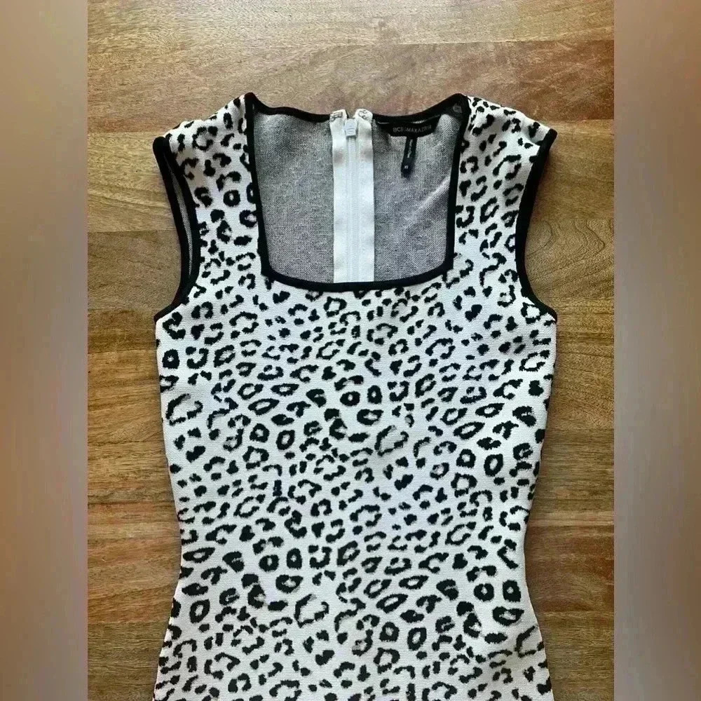 BCBGMAXAZRIA Ruby Snow Leopard Bodycon Cocktail Dress - XS - Picture 4 of 9